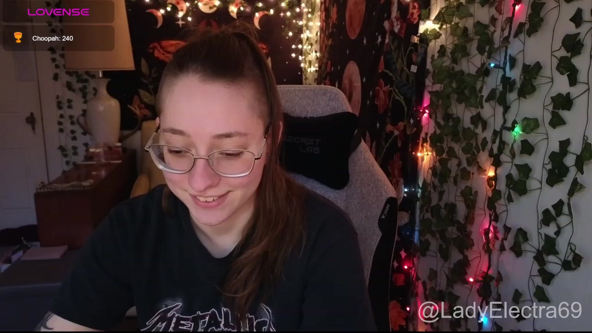 Gallery image thumbnail from LadyElectra69's myfreecams stream on, 01/10/2024, 20:23 image 4 of 20