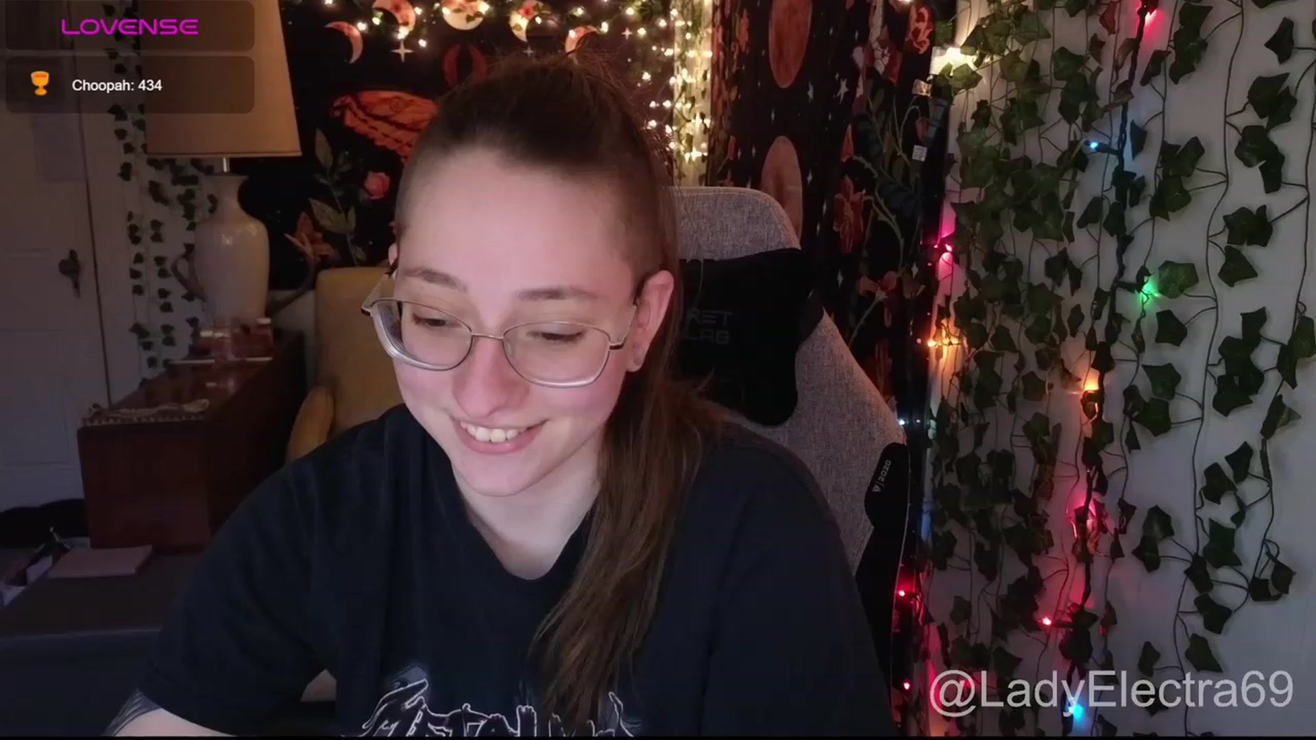 Gallery image thumbnail from LadyElectra69's myfreecams stream on, 01/10/2024, 20:23 image 15 of 20