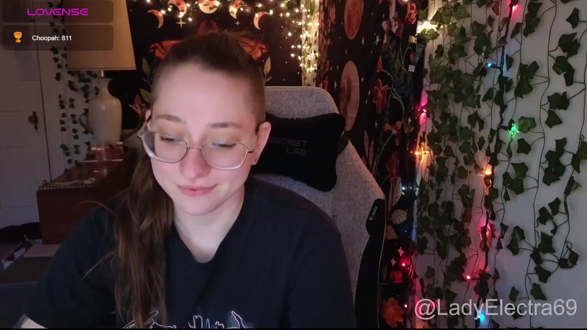 Gallery image thumbnail from LadyElectra69's myfreecams stream on, 01/10/2024, 21:05 image 1 of 20