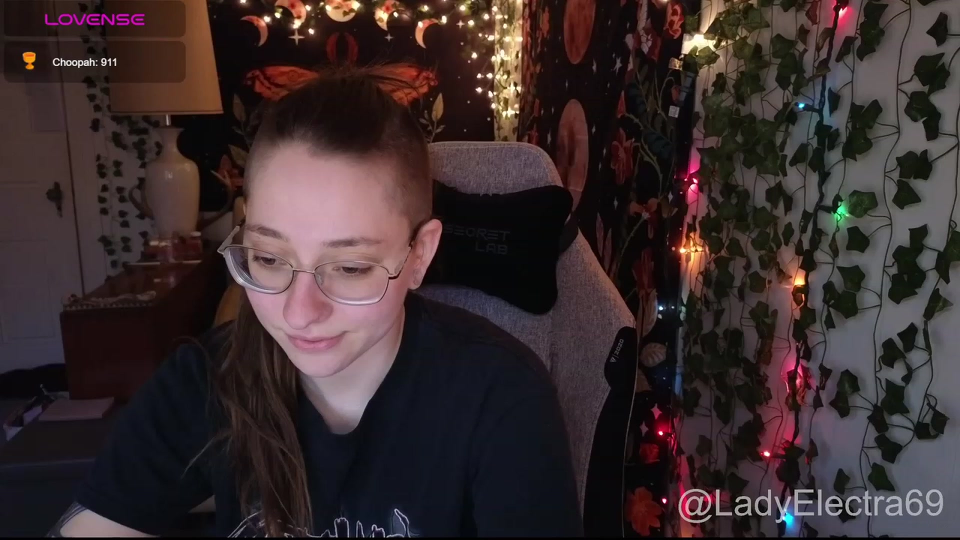 Gallery image thumbnail from LadyElectra69's myfreecams stream on, 01/10/2024, 21:05 image 2 of 20