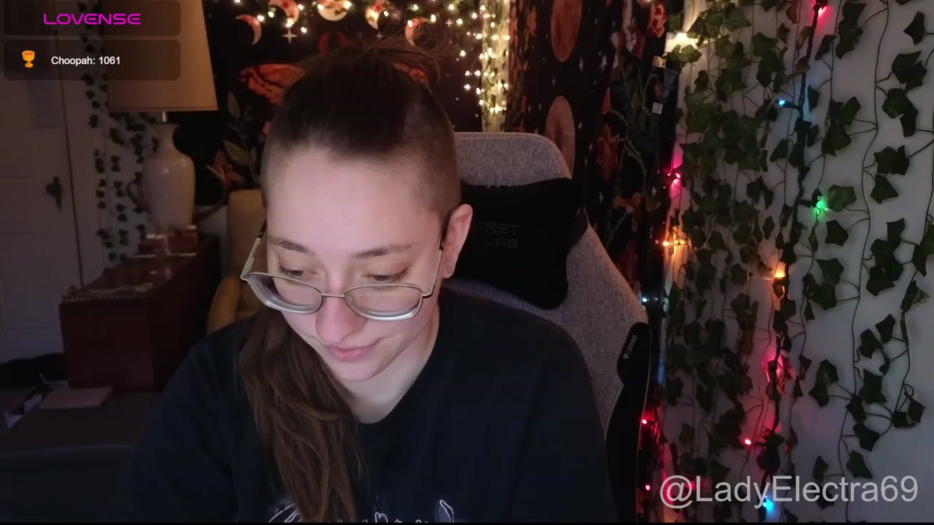 Gallery image thumbnail from LadyElectra69's myfreecams stream on, 01/10/2024, 21:05 image 8 of 20