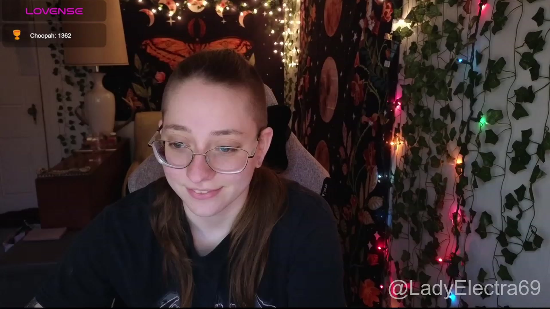 Gallery image thumbnail from LadyElectra69's myfreecams stream on, 01/10/2024, 21:05 image 20 of 20