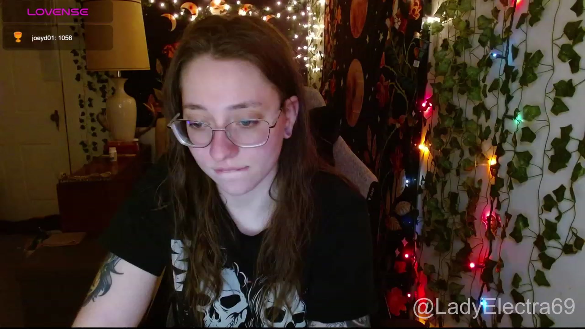 Gallery image thumbnail from LadyElectra69's myfreecams stream on, 01/16/2024, 03:05 image 16 of 20