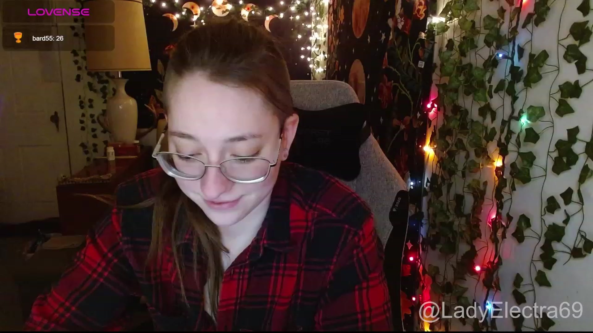 Gallery image thumbnail from LadyElectra69's myfreecams stream on, 01/17/2024, 01:33 image 6 of 20