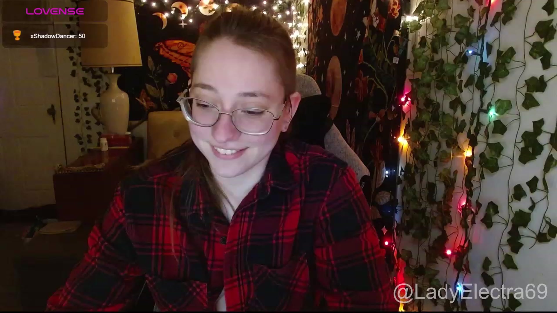 Gallery image thumbnail from LadyElectra69's myfreecams stream on, 01/17/2024, 01:33 image 7 of 20