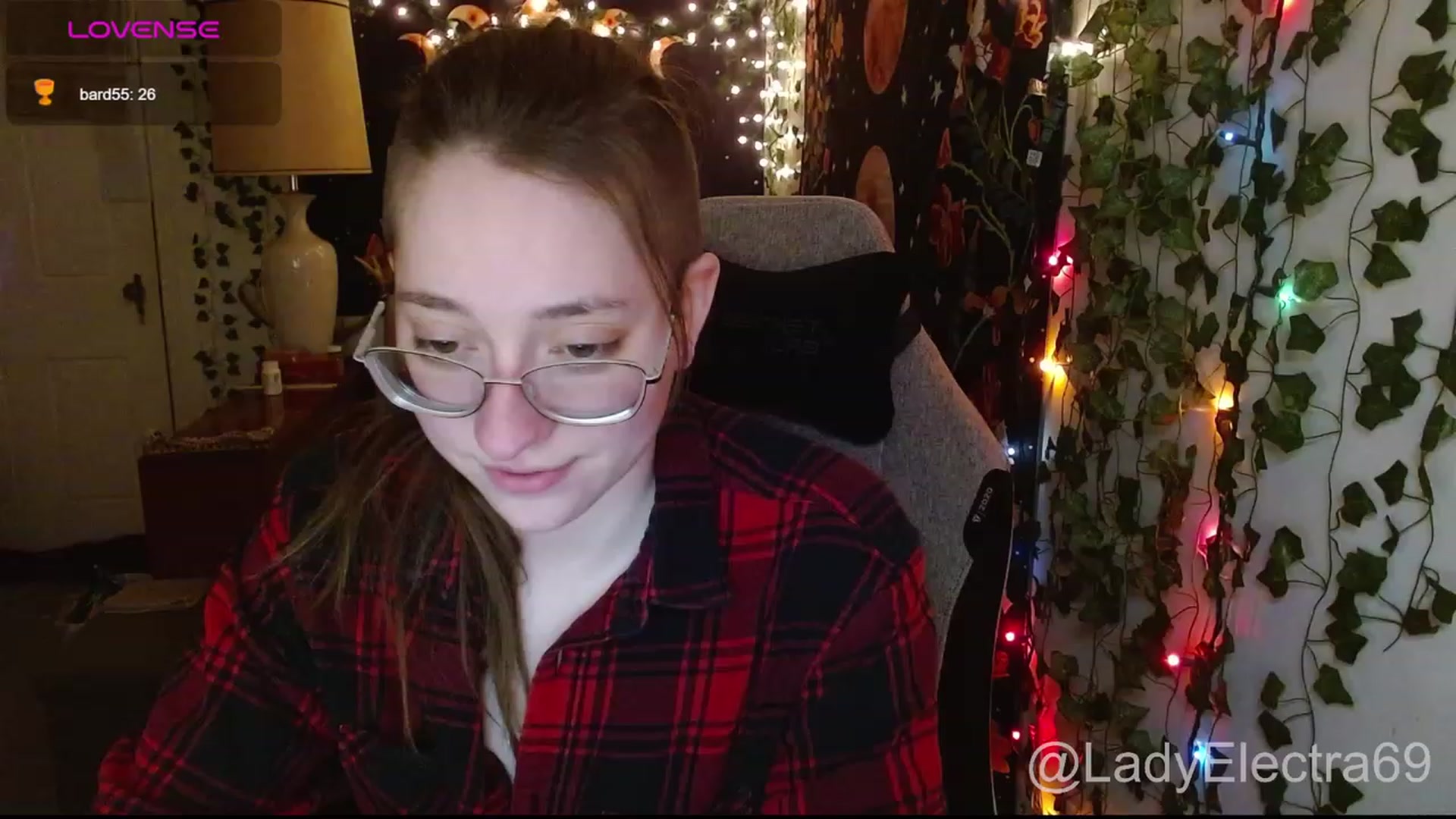Gallery image thumbnail from LadyElectra69's myfreecams stream on, 01/17/2024, 01:33 image 4 of 20