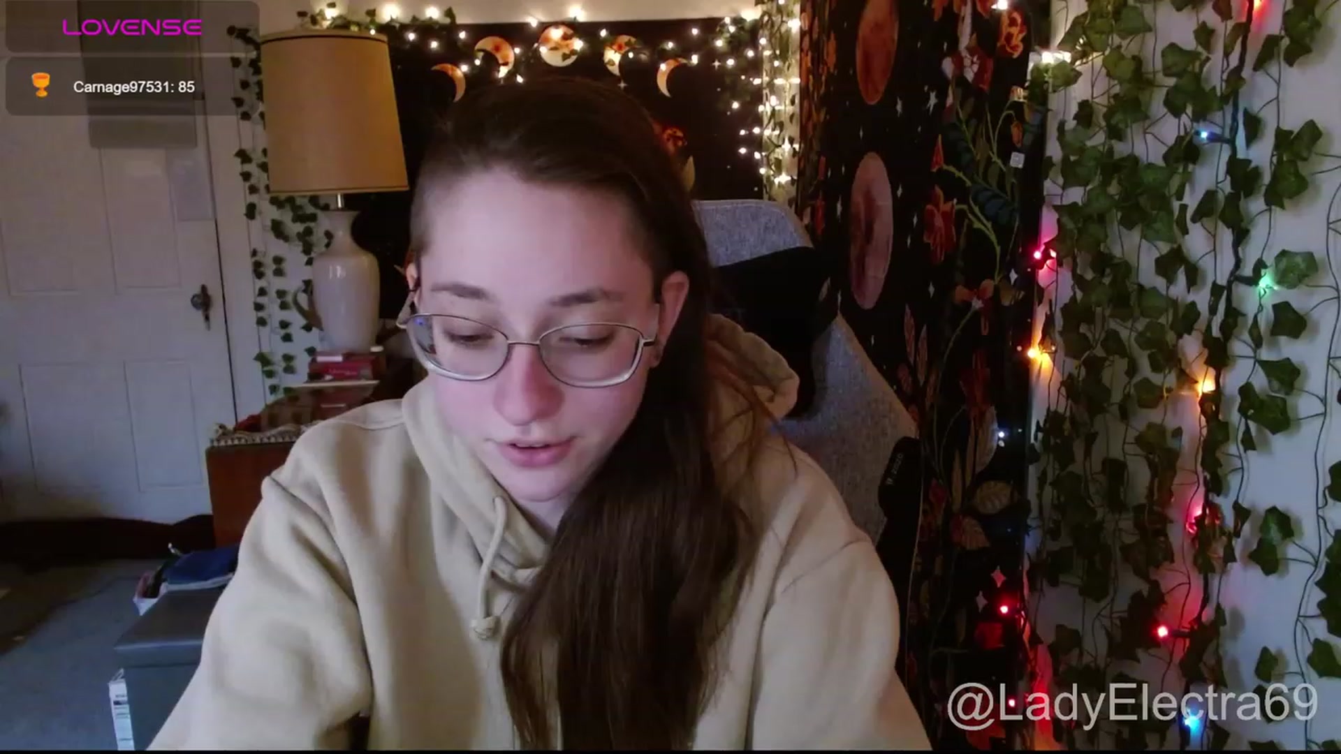 Gallery image thumbnail from LadyElectra69's myfreecams stream on, 01/19/2024, 21:42 image 1 of 20