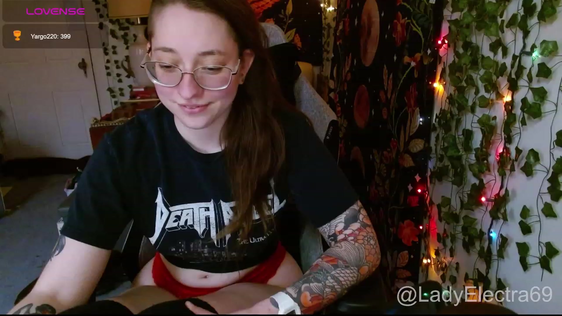 Gallery image thumbnail from LadyElectra69's myfreecams stream on, 01/19/2024, 21:42 image 9 of 20