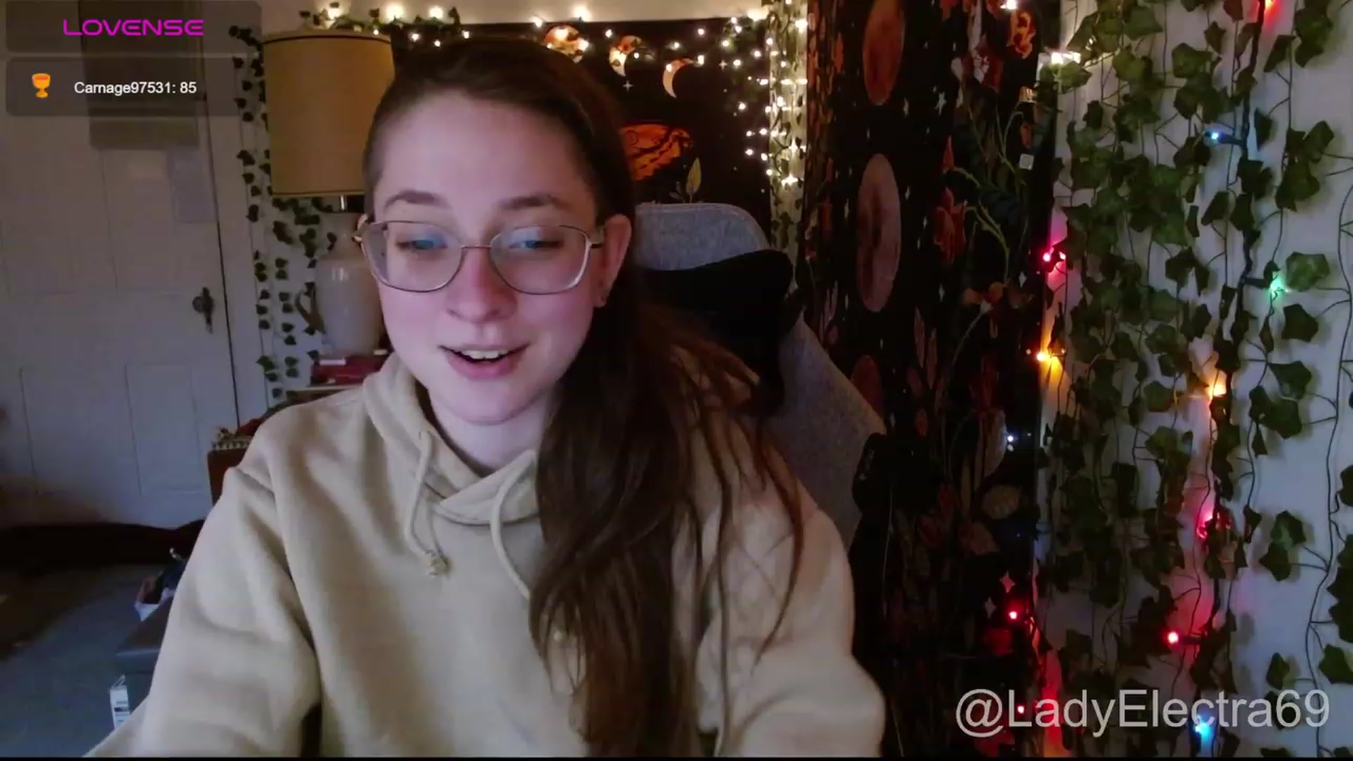Gallery image thumbnail from LadyElectra69's myfreecams stream on, 01/19/2024, 21:42 image 2 of 20