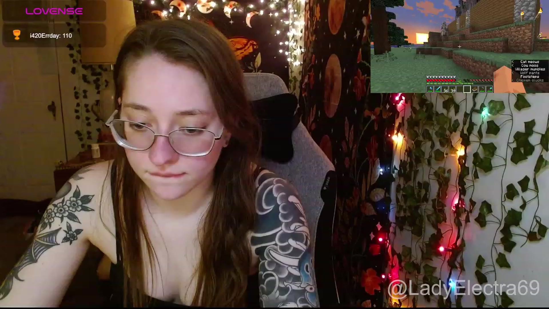 Gallery image thumbnail from LadyElectra69's myfreecams stream on, 01/22/2024, 05:35 image 9 of 20