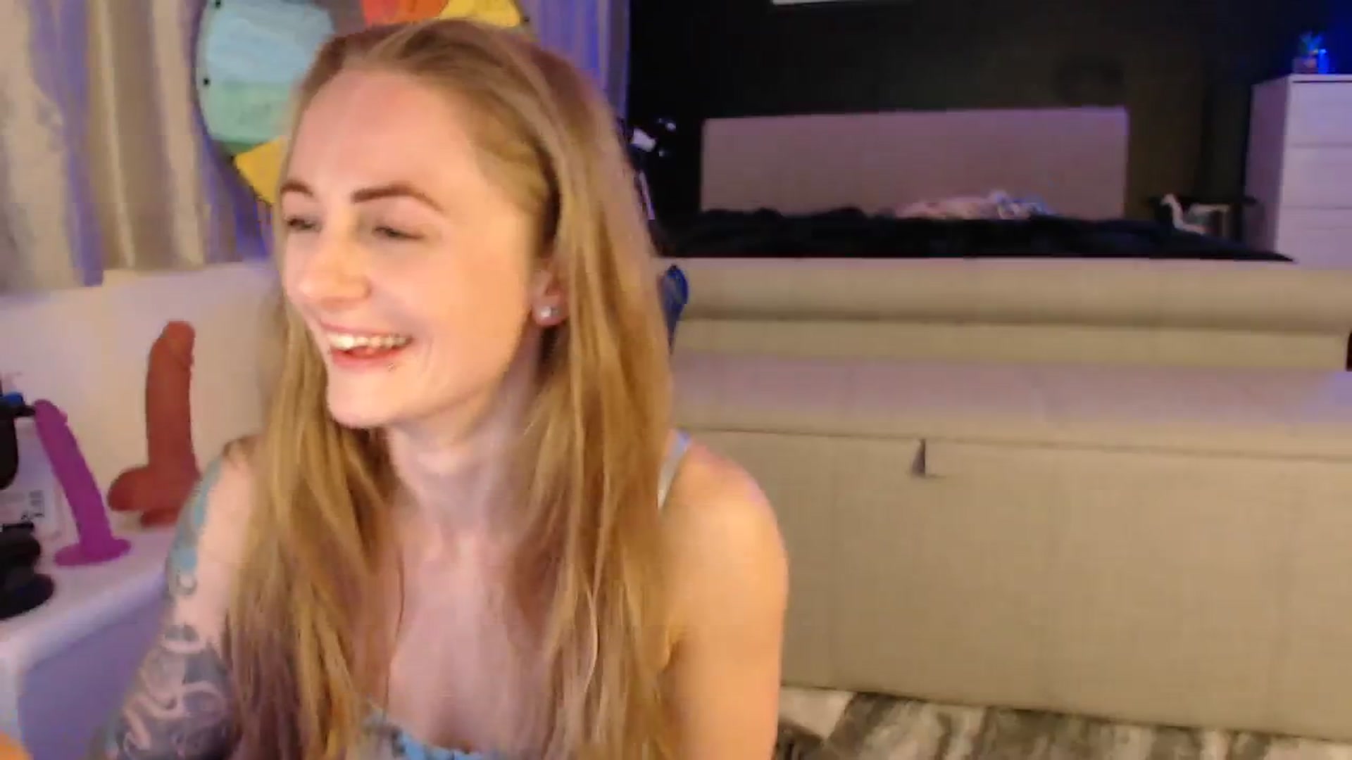 Gallery image thumbnail from LadyElizabeth's myfreecams stream on, 03/27/2024, 22:12 image 11 of 20