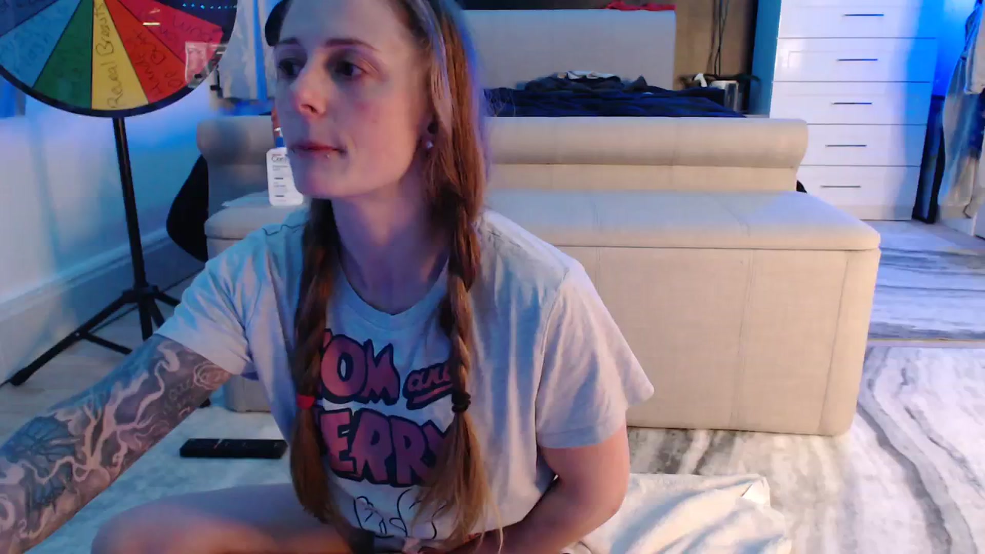 Gallery image thumbnail from LadyElizabeth's myfreecams stream on, 04/04/2024, 22:28 image 13 of 20