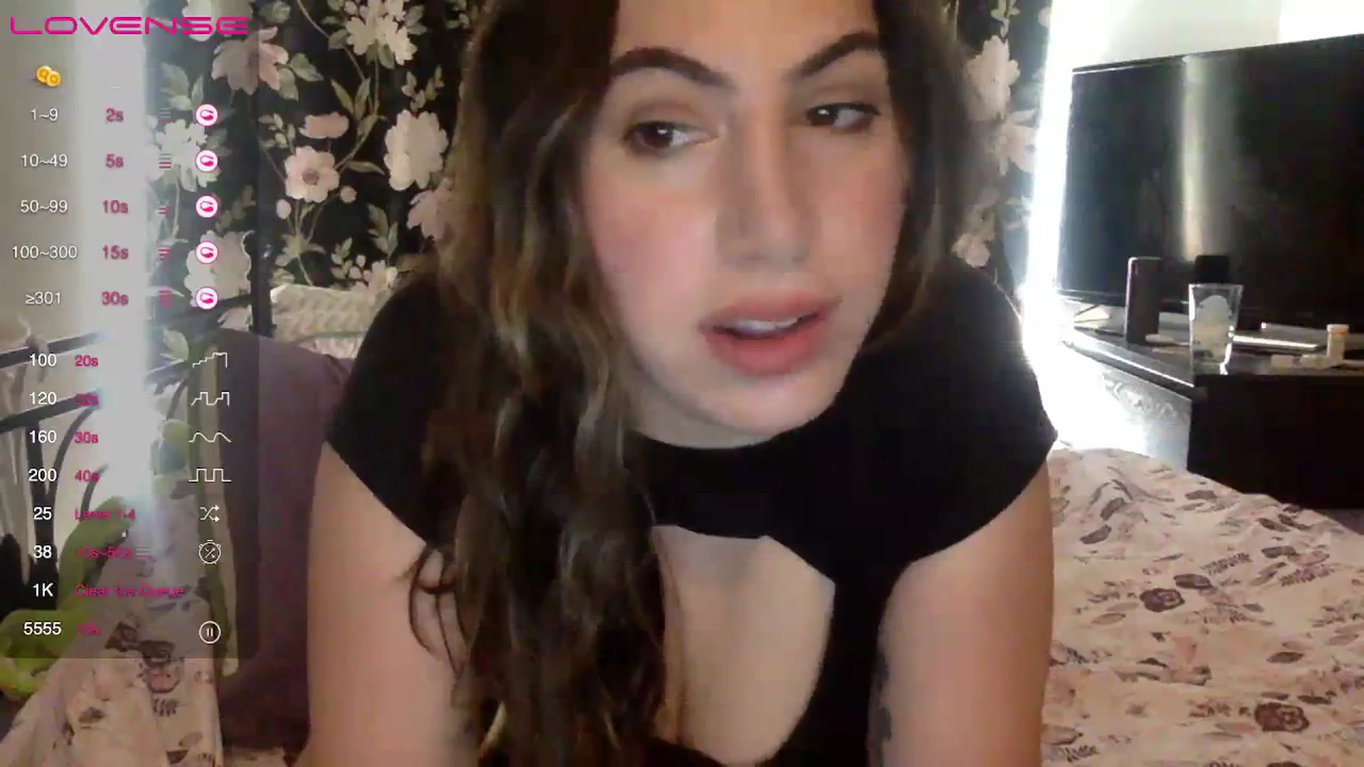 Gallery image thumbnail from LadyEmm's myfreecams stream on, 06/07/2023, 19:56 image 8 of 20