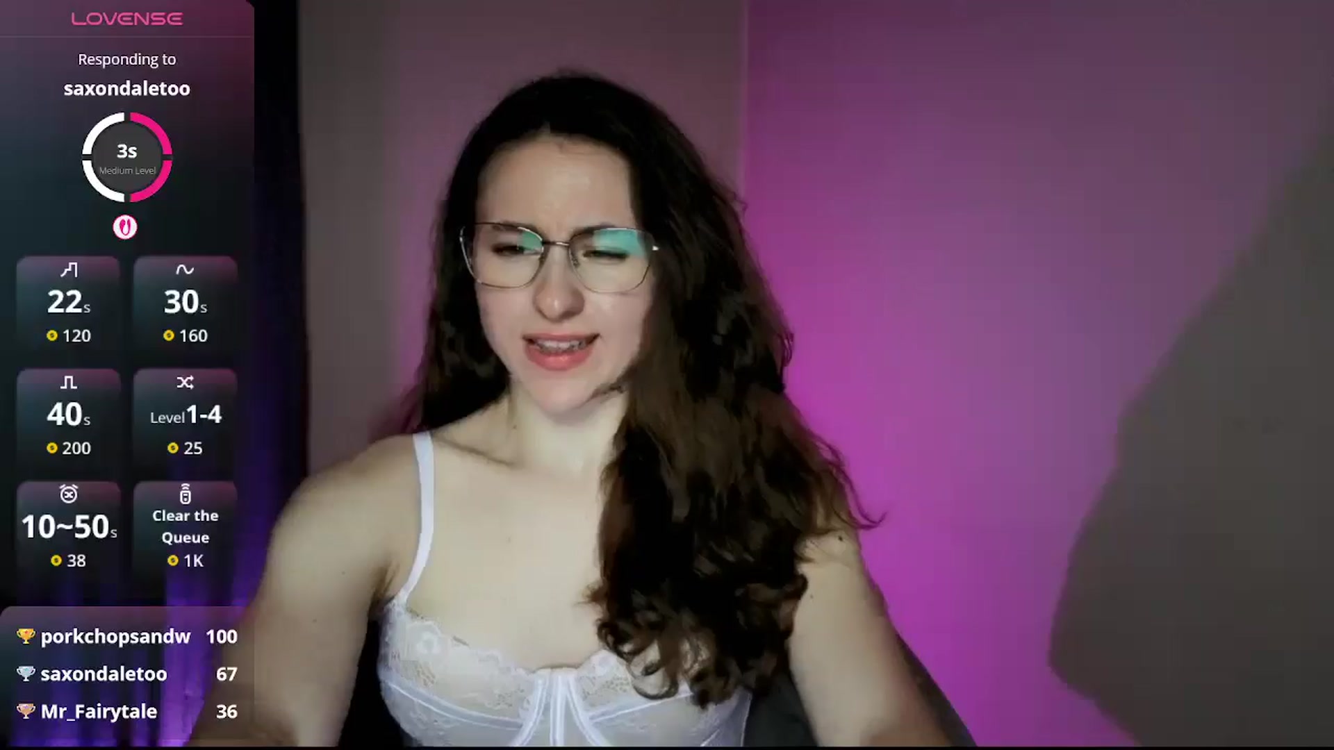 Gallery image thumbnail from LadyLailaa's myfreecams stream on, 04/28/2026, 24:19 image 17 of 20