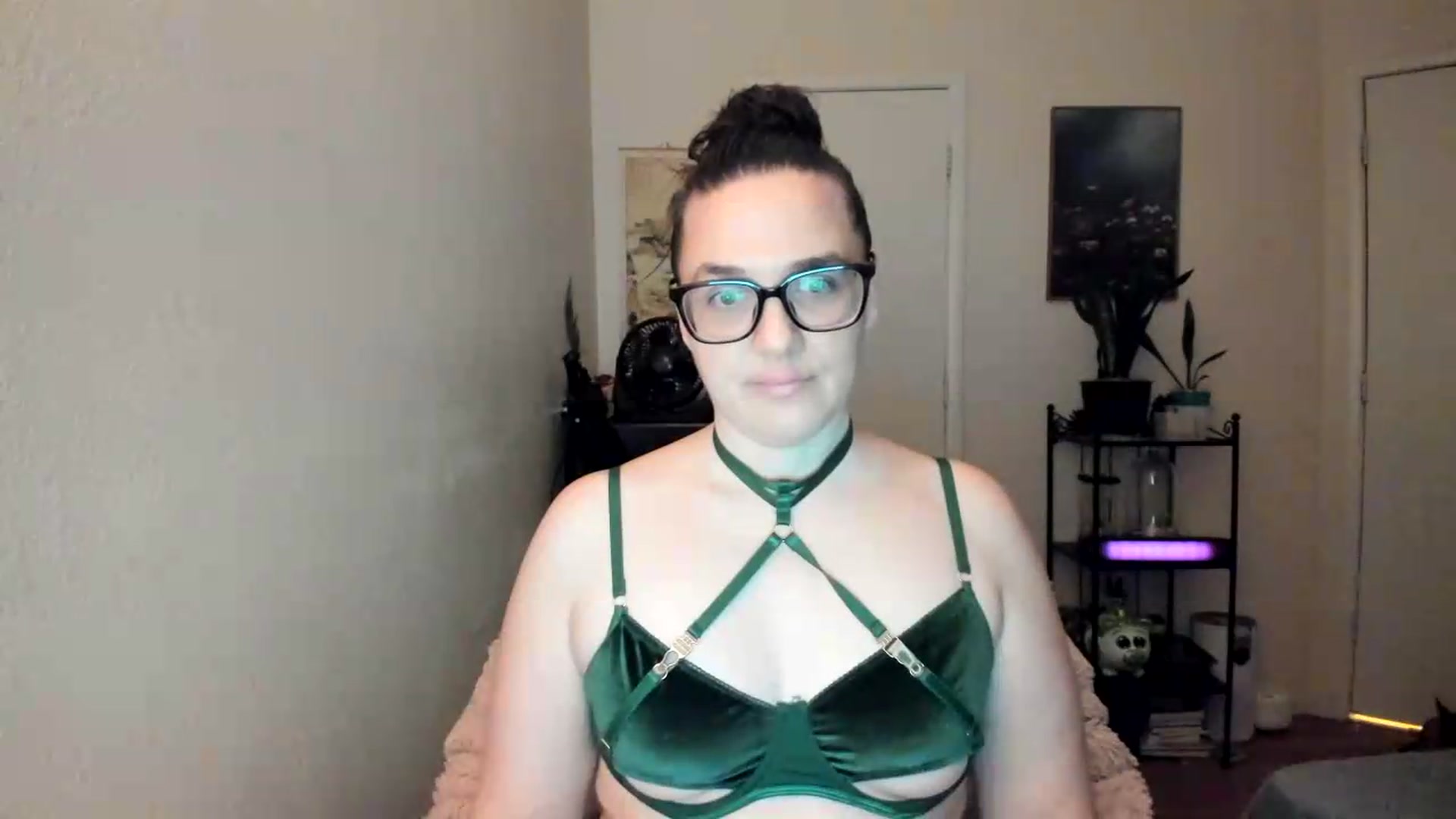 Gallery image thumbnail from LadyLeilah's myfreecams stream on, 08/26/2026, 08:38 image 9 of 20