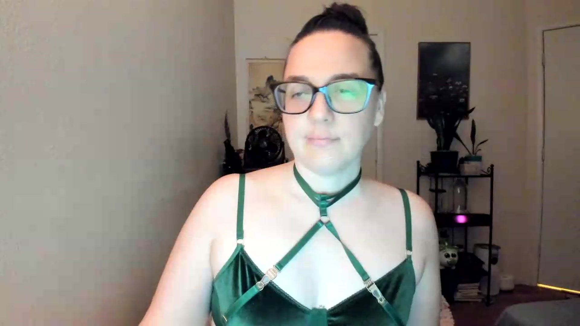 Gallery image thumbnail from LadyLeilah's myfreecams stream on, 08/26/2026, 08:38 image 18 of 20
