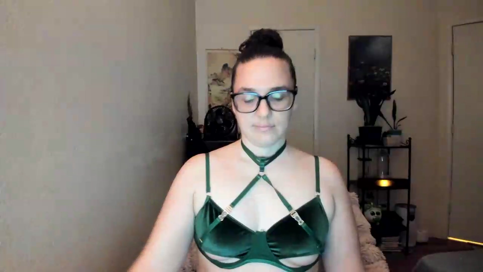 Gallery image thumbnail from LadyLeilah's myfreecams stream on, 08/26/2026, 08:38 image 15 of 20
