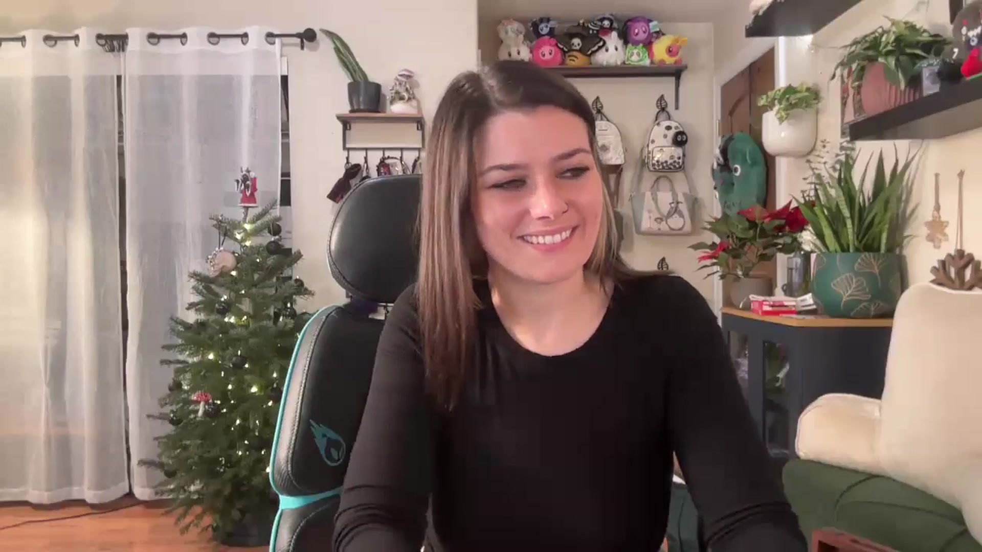 Gallery image thumbnail from LadyLena1's myfreecams stream on, 12/15/2024, 19:25 image 2 of 20