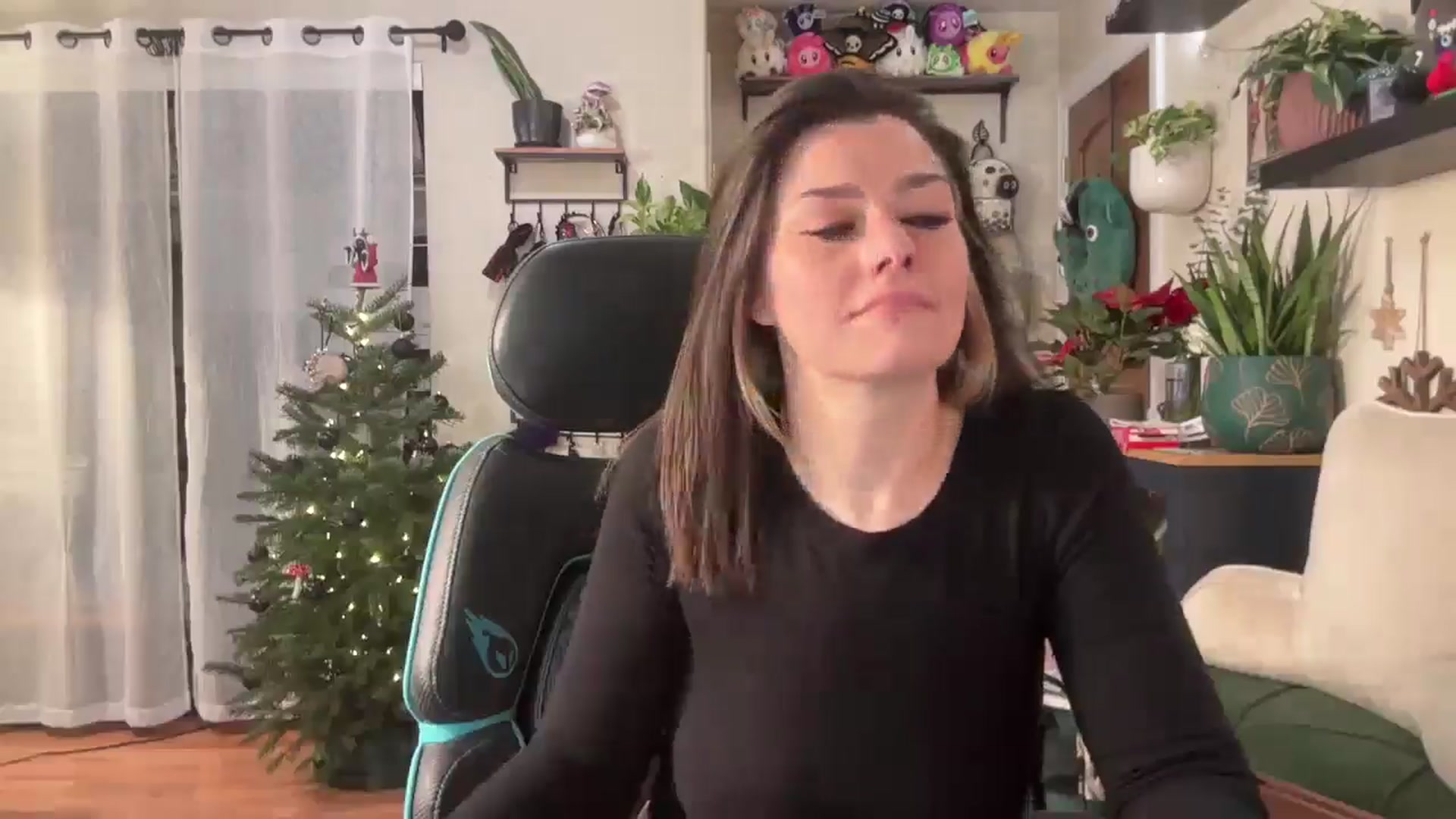 Gallery image thumbnail from LadyLena1's myfreecams stream on, 12/15/2024, 19:25 image 9 of 20