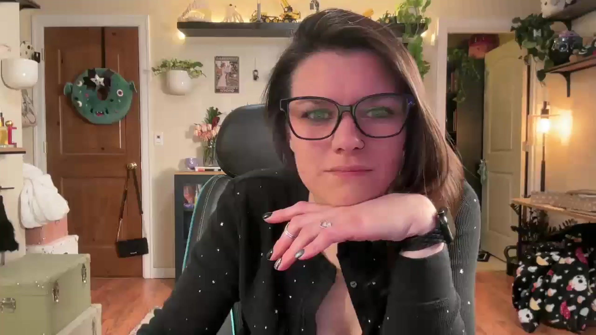 Gallery image thumbnail from LadyLena1's myfreecams stream on, 01/08/2025, 04:26 image 9 of 20