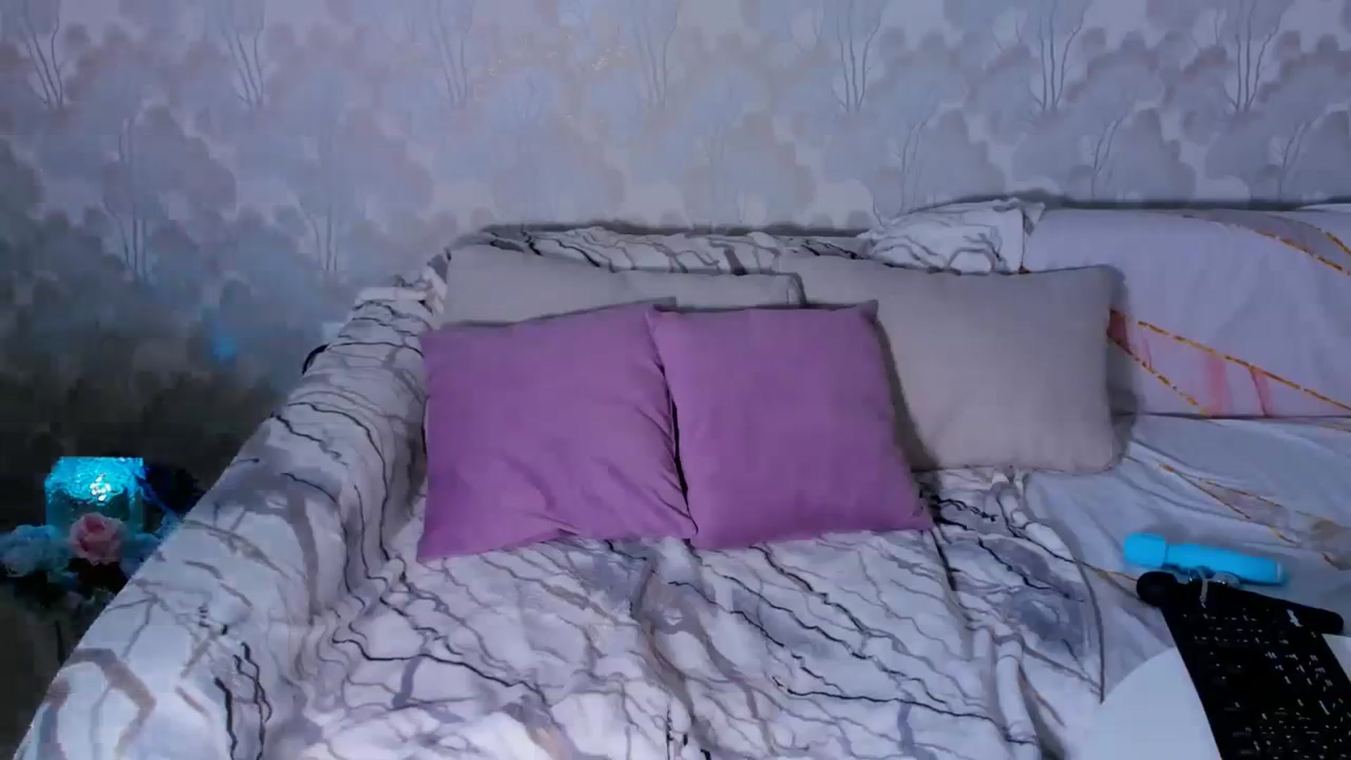 Gallery image thumbnail from LadyLexa's myfreecams stream on, 03/08/2024, 12:47 image 3 of 20