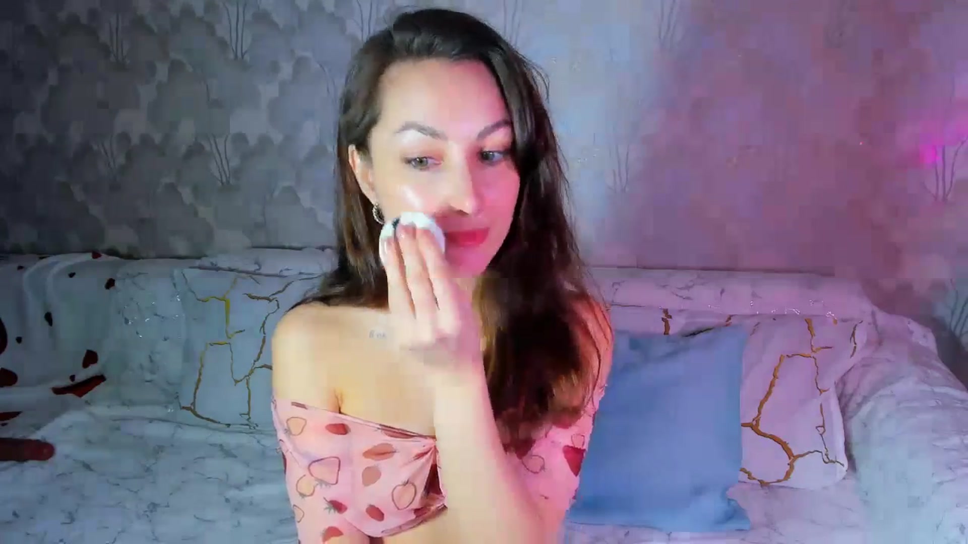 Gallery image thumbnail from LadyLexa's myfreecams stream on, 03/17/2025, 13:04 image 17 of 20