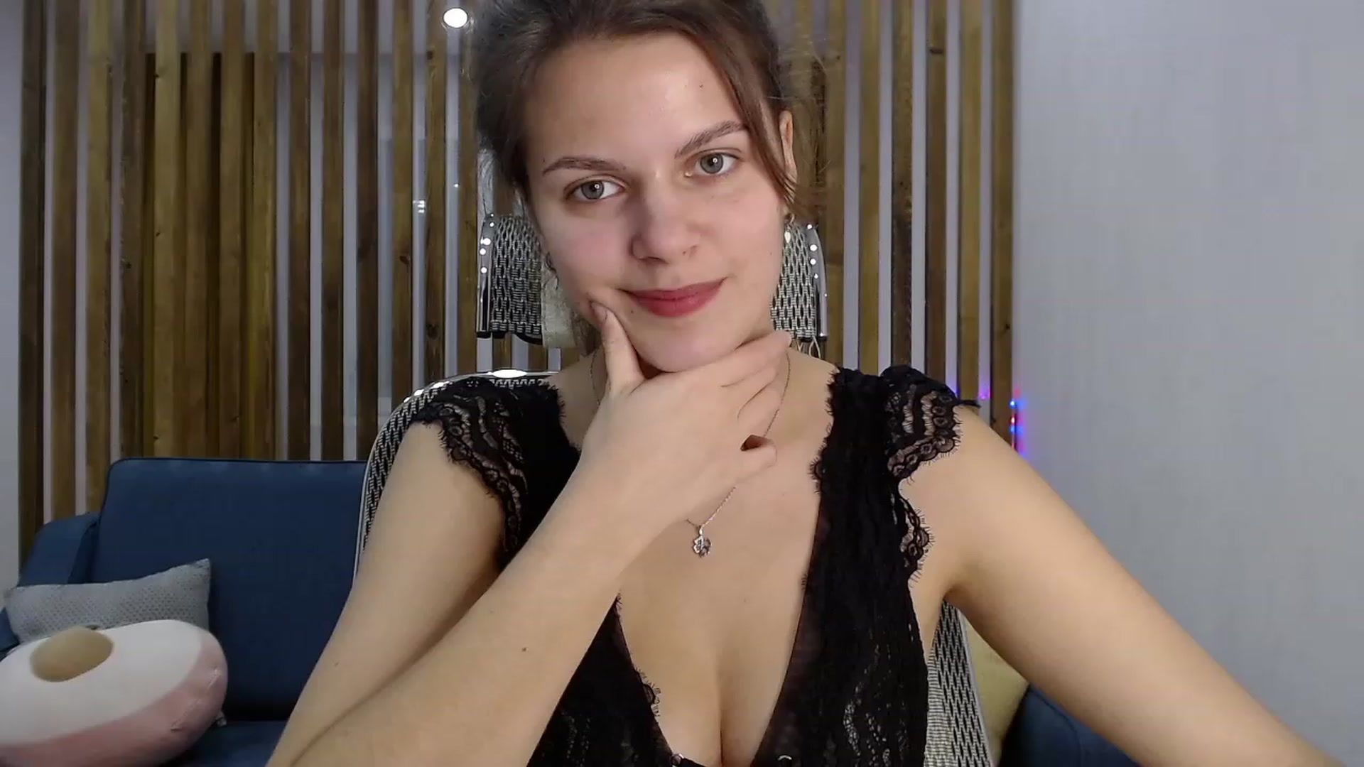 Gallery image thumbnail from LadyLika's myfreecams stream on, 11/27/2022, 11:40 image 8 of 20