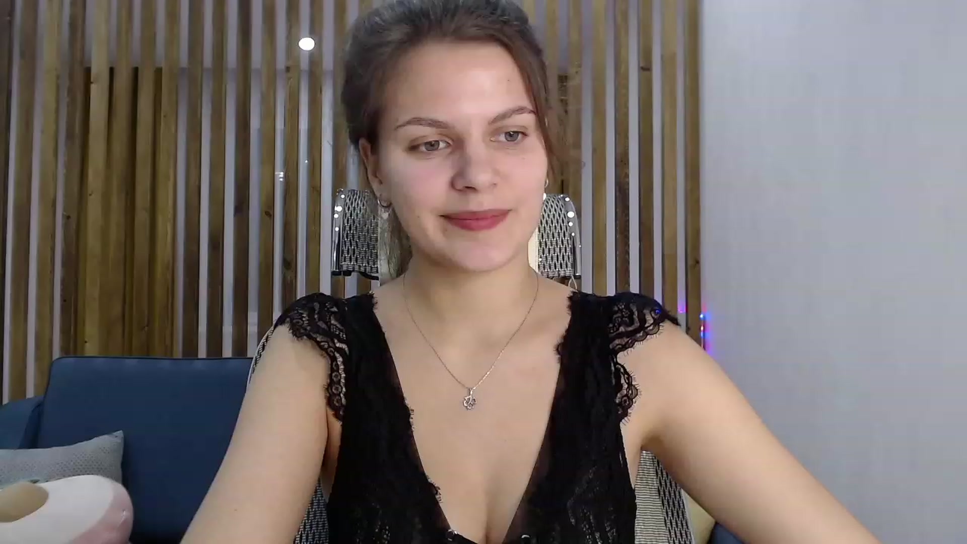 Gallery image thumbnail from LadyLika's myfreecams stream on, 11/27/2022, 11:40 image 4 of 20