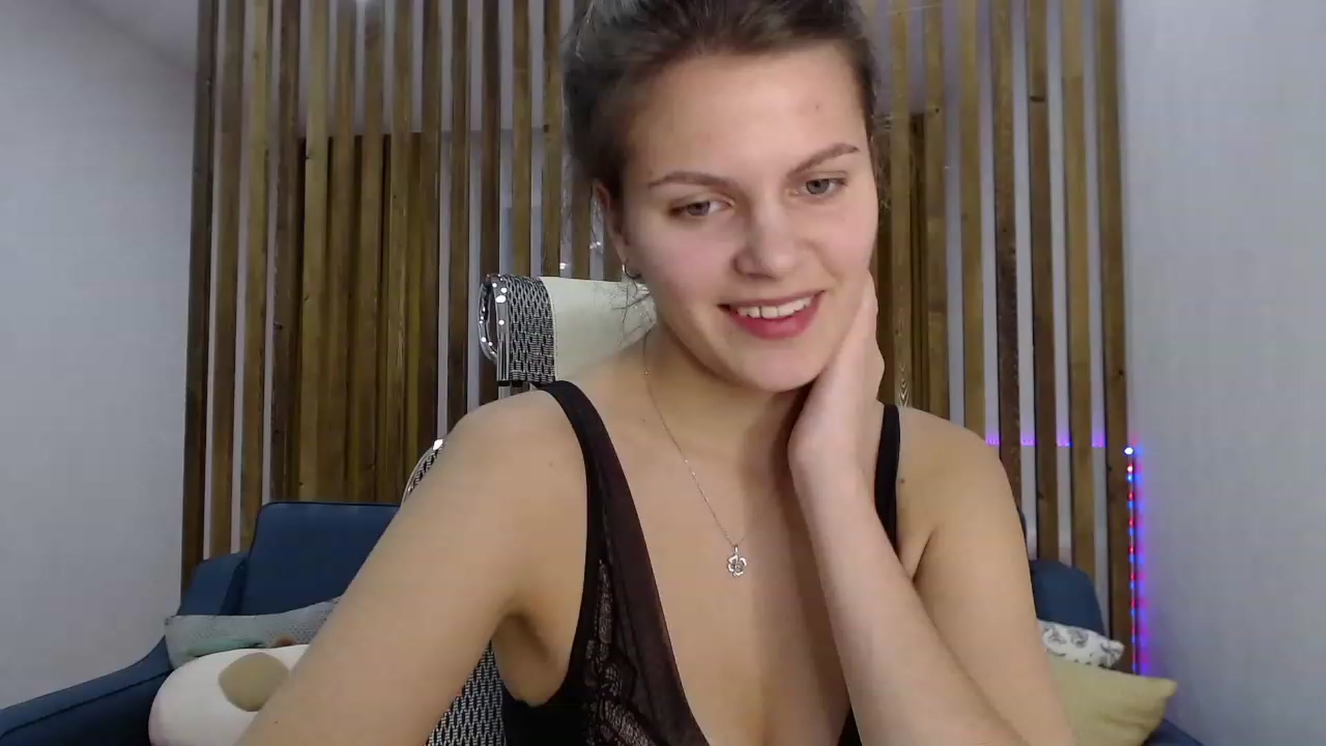 Gallery image thumbnail from LadyLika's myfreecams stream on, 11/27/2022, 13:02 image 16 of 20