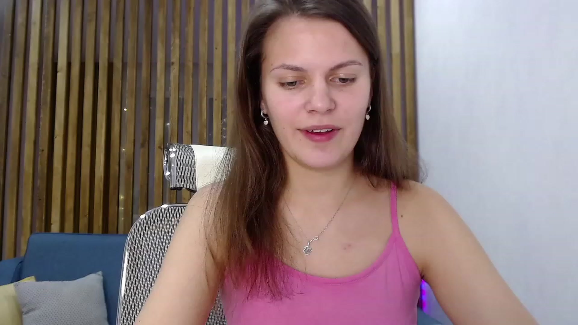 Gallery image thumbnail from LadyLika's myfreecams stream on, 12/20/2022, 16:04 image 2 of 20