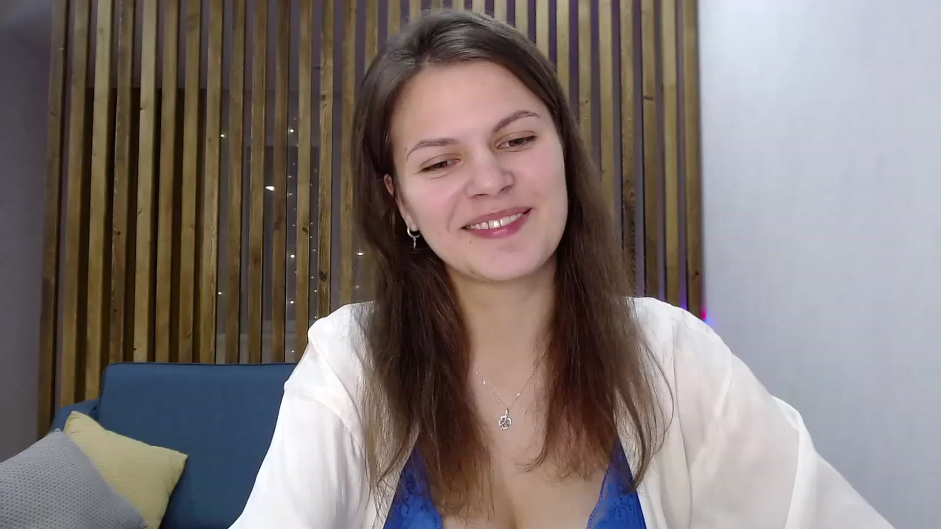 Gallery image thumbnail from LadyLika's myfreecams stream on, 12/24/2022, 13:11 image 5 of 20