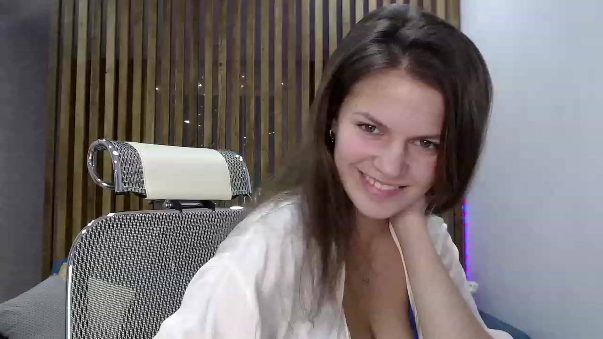 Gallery image thumbnail from LadyLika's myfreecams stream on, 12/24/2022, 13:11 image 3 of 20