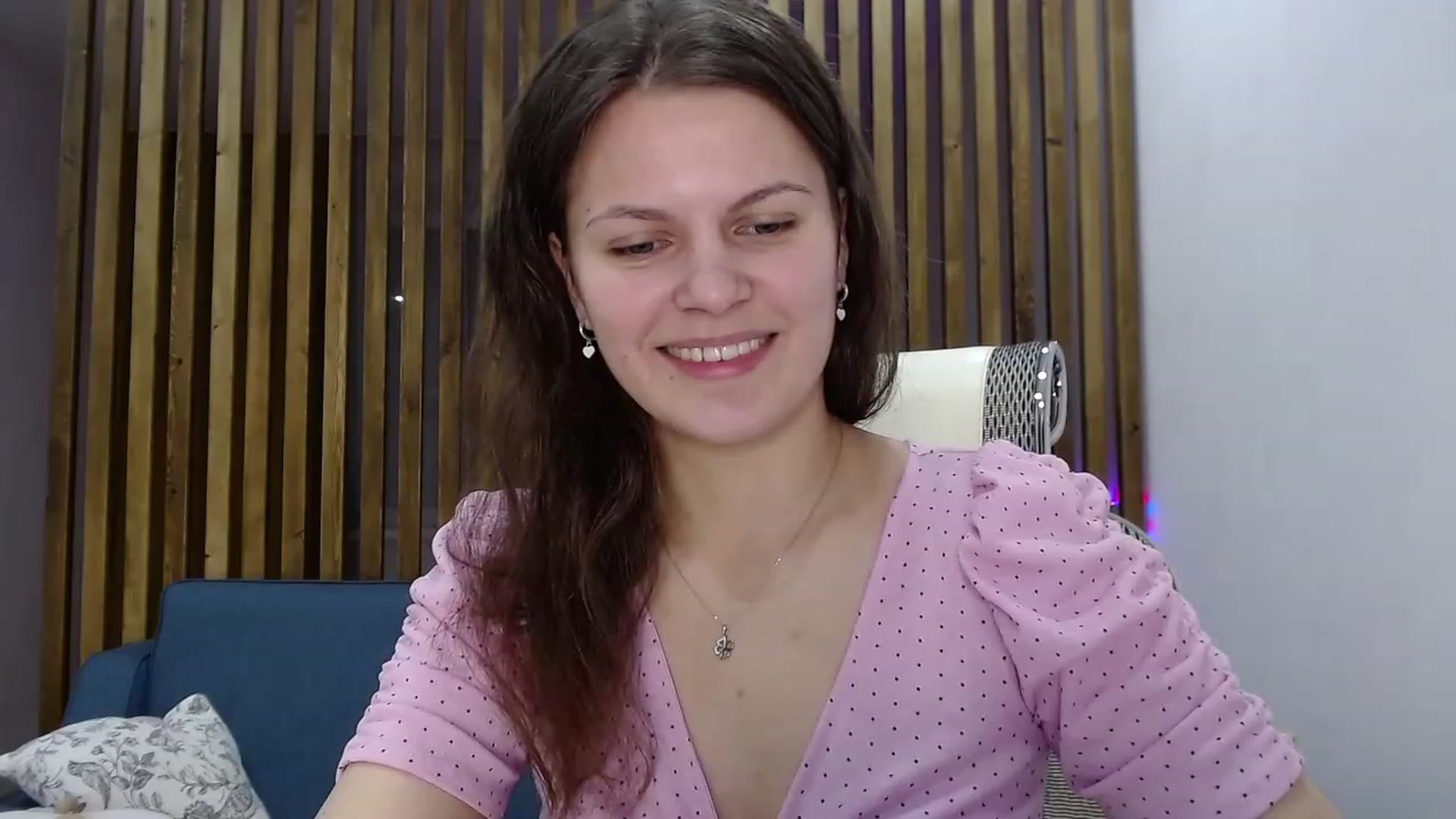 Gallery image thumbnail from LadyLika's myfreecams stream on, 03/02/2023, 15:36 image 8 of 20