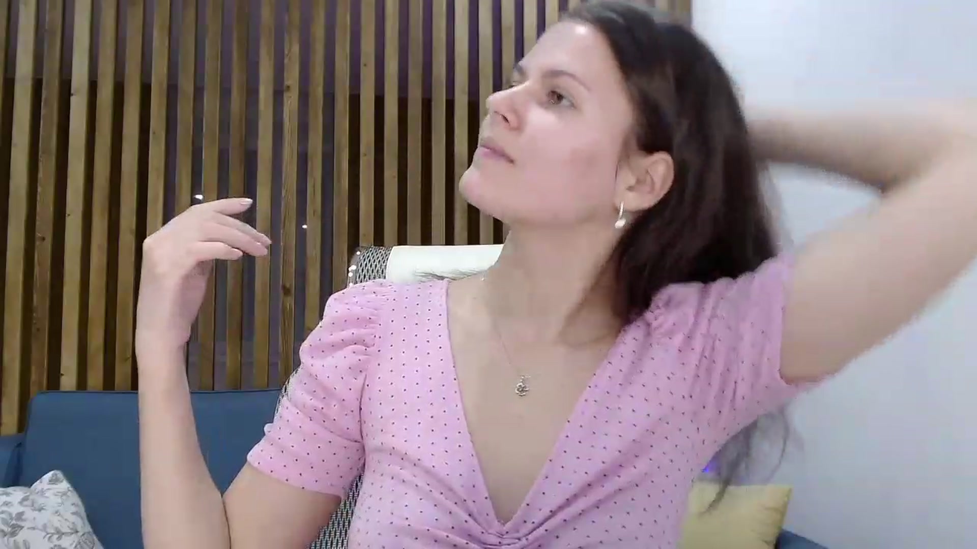 Gallery image thumbnail from LadyLika's myfreecams stream on, 03/02/2023, 15:36 image 12 of 20