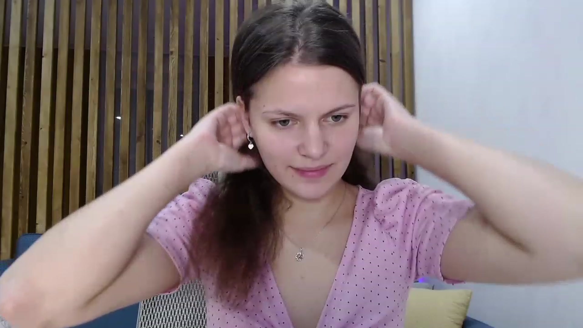 Gallery image thumbnail from LadyLika's myfreecams stream on, 03/02/2023, 15:36 image 14 of 20