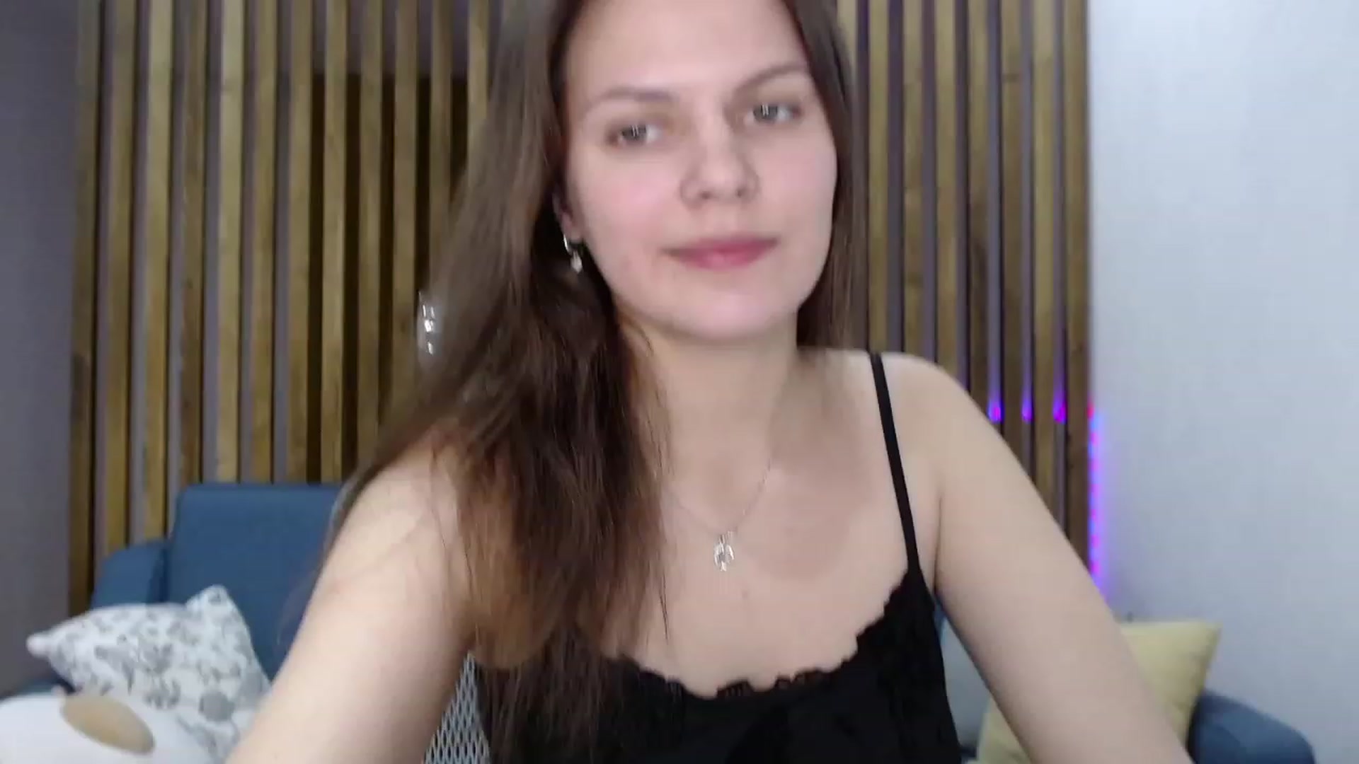Gallery image thumbnail from LadyLika's myfreecams stream on, 03/03/2023, 14:51 image 10 of 20