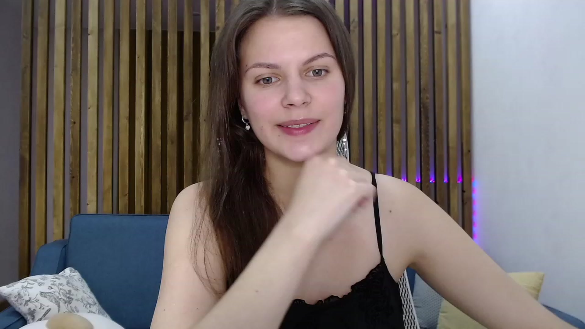 Gallery image thumbnail from LadyLika's myfreecams stream on, 03/03/2023, 17:51 image 2 of 20