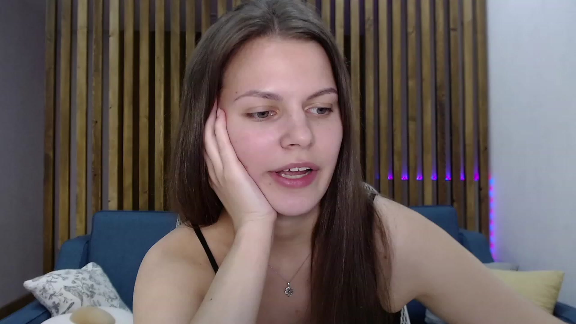 Gallery image thumbnail from LadyLika's myfreecams stream on, 03/03/2023, 17:51 image 7 of 20