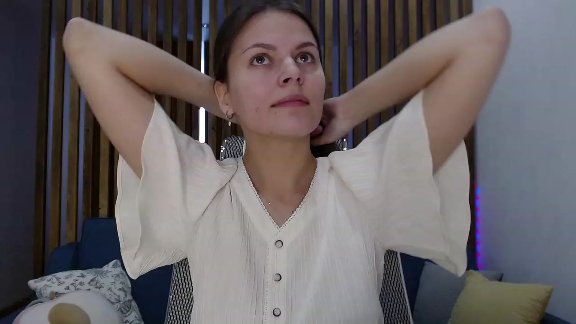 Gallery image thumbnail from LadyLika's myfreecams stream on, 03/04/2023, 08:51 image 5 of 20
