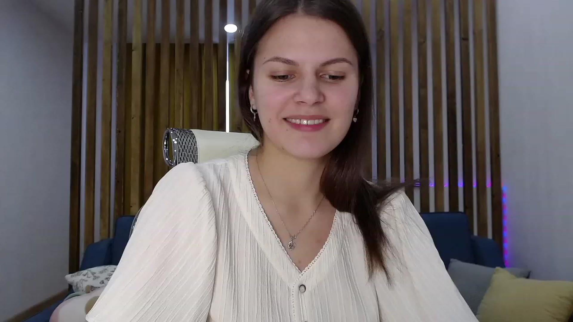 Gallery image thumbnail from LadyLika's myfreecams stream on, 03/04/2023, 08:51 image 18 of 20