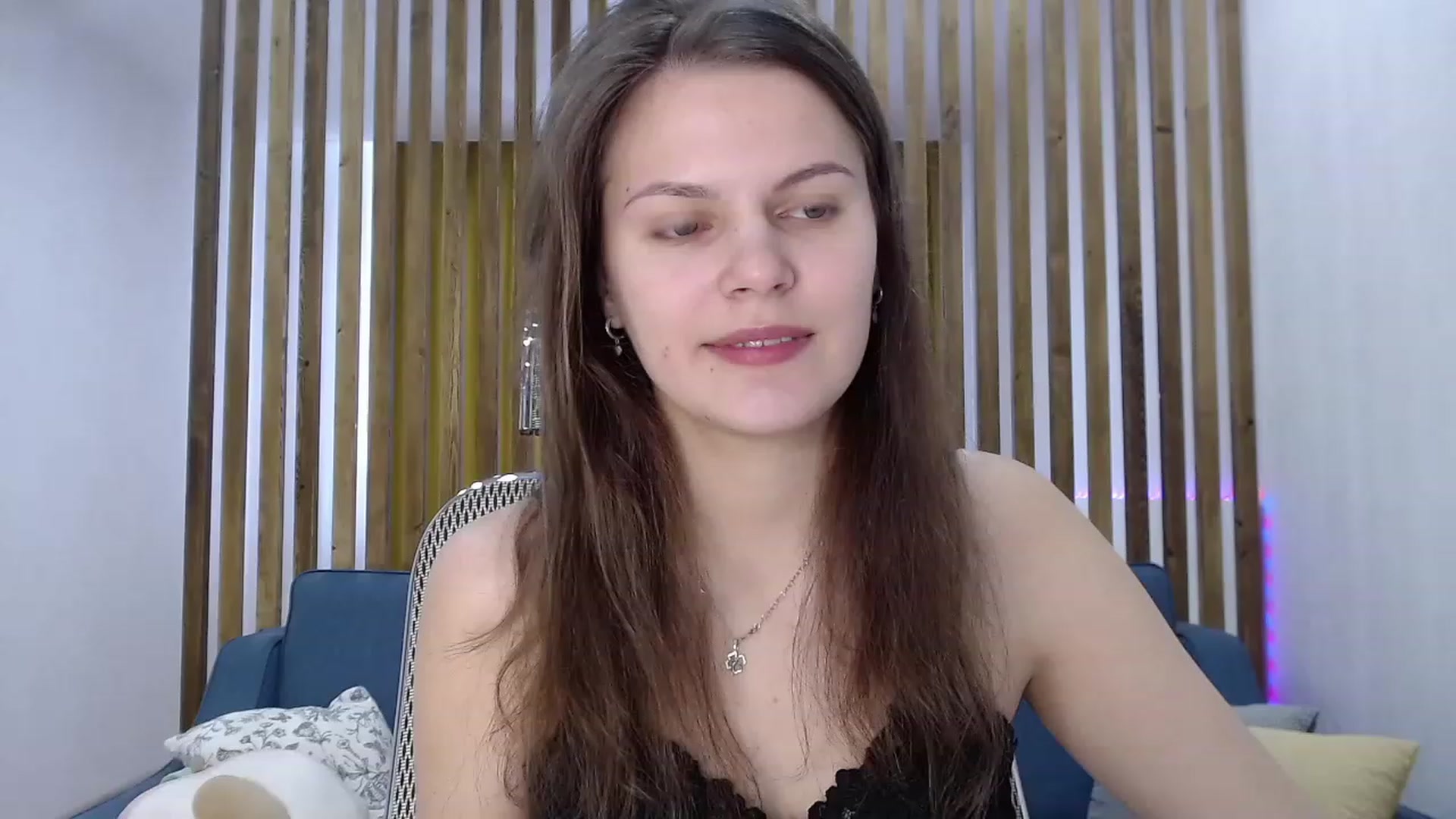 Gallery image thumbnail from LadyLika's myfreecams stream on, 03/05/2023, 05:17 image 2 of 20
