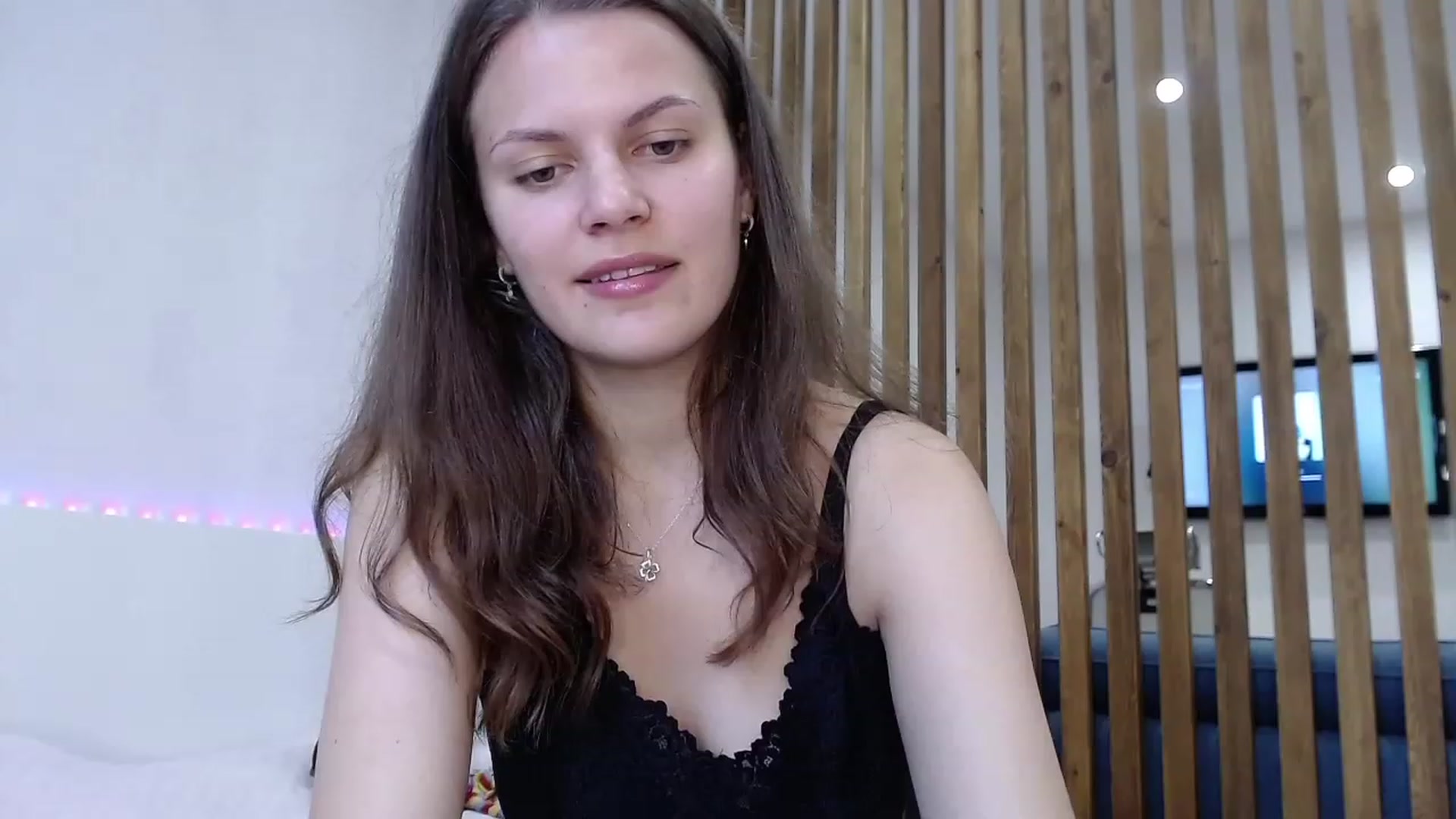Gallery image thumbnail from LadyLika's myfreecams stream on, 08/17/2023, 07:13 image 11 of 20