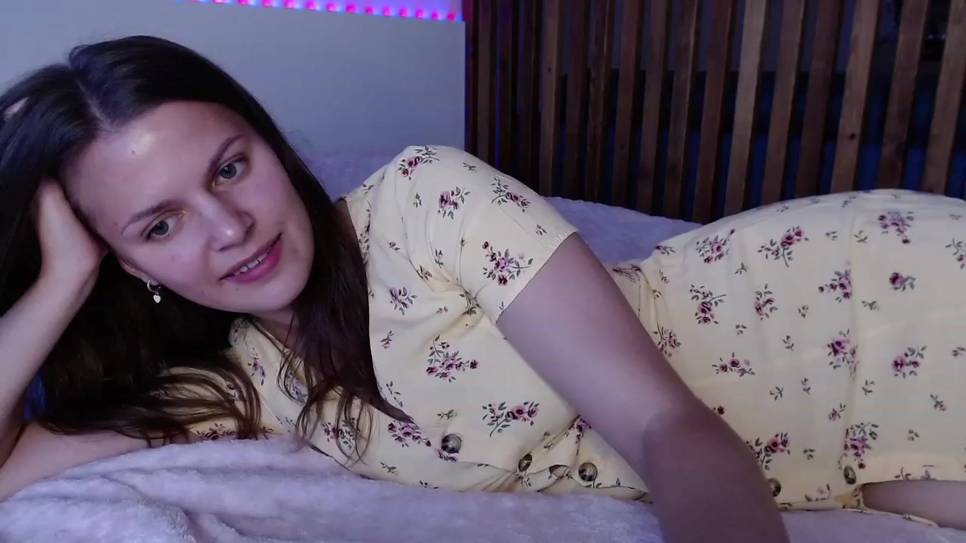 Gallery image thumbnail from LadyLika's myfreecams stream on, 09/24/2023, 11:53 image 8 of 20