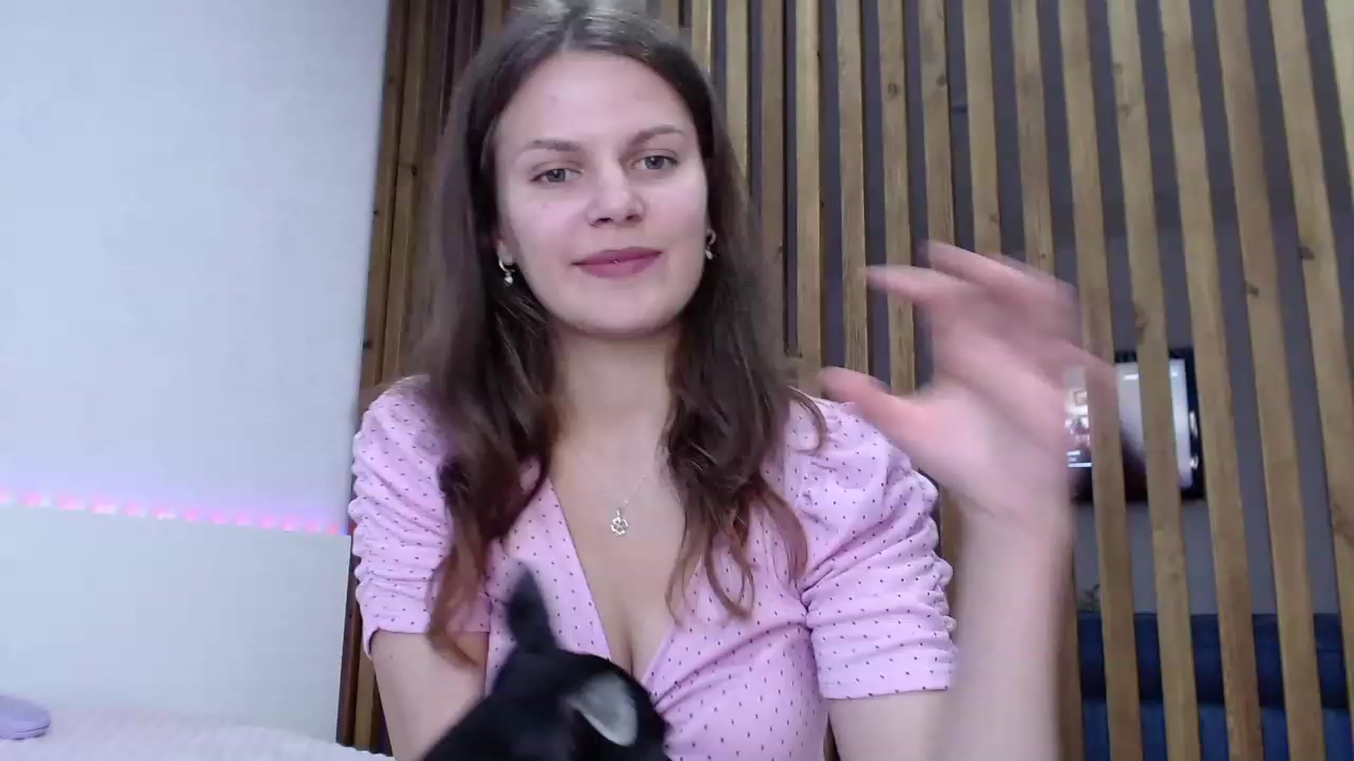 Gallery image thumbnail from LadyLika's myfreecams stream on, 09/26/2023, 10:40 image 14 of 20