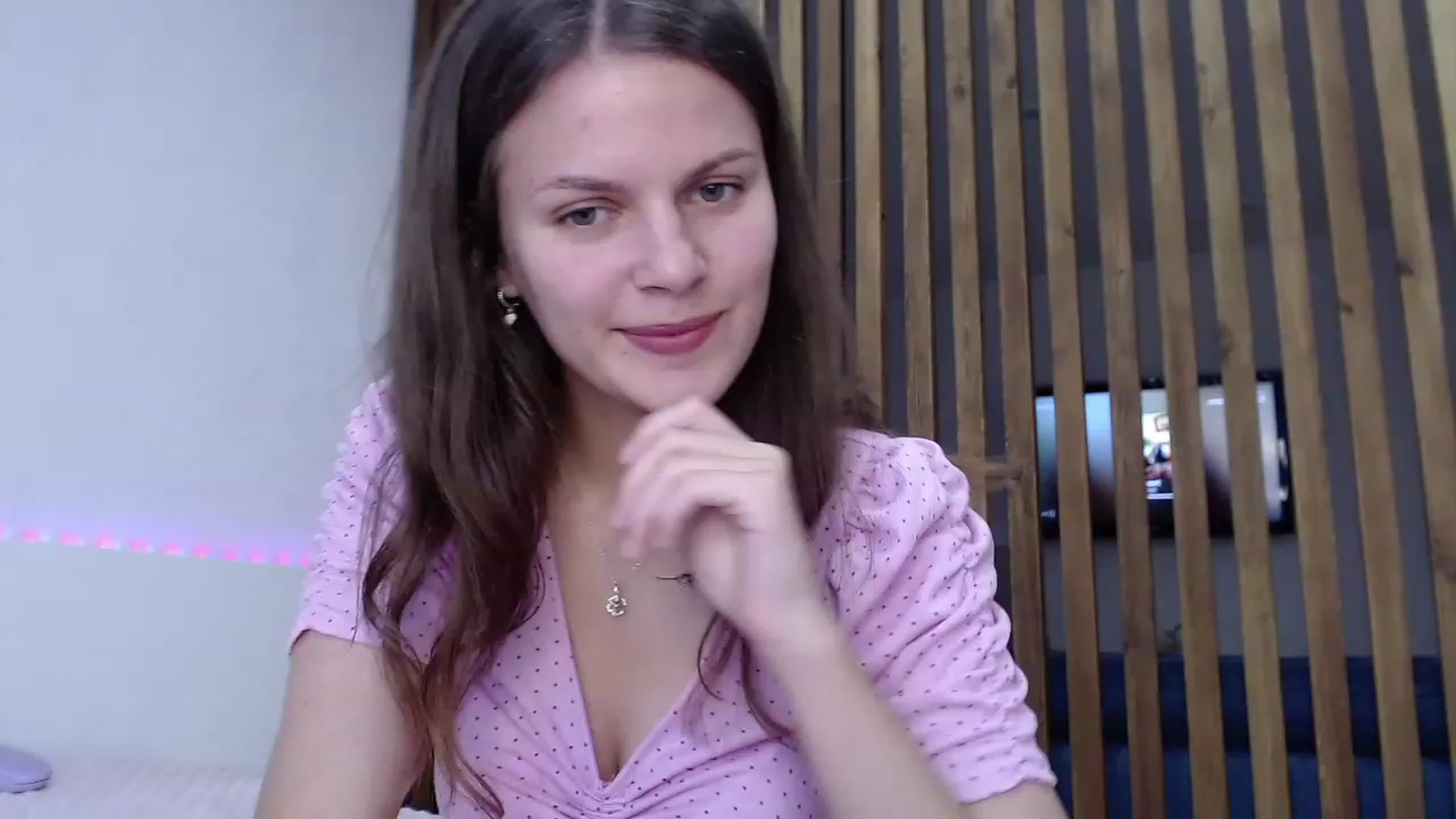 Gallery image thumbnail from LadyLika's myfreecams stream on, 09/26/2023, 10:40 image 13 of 20