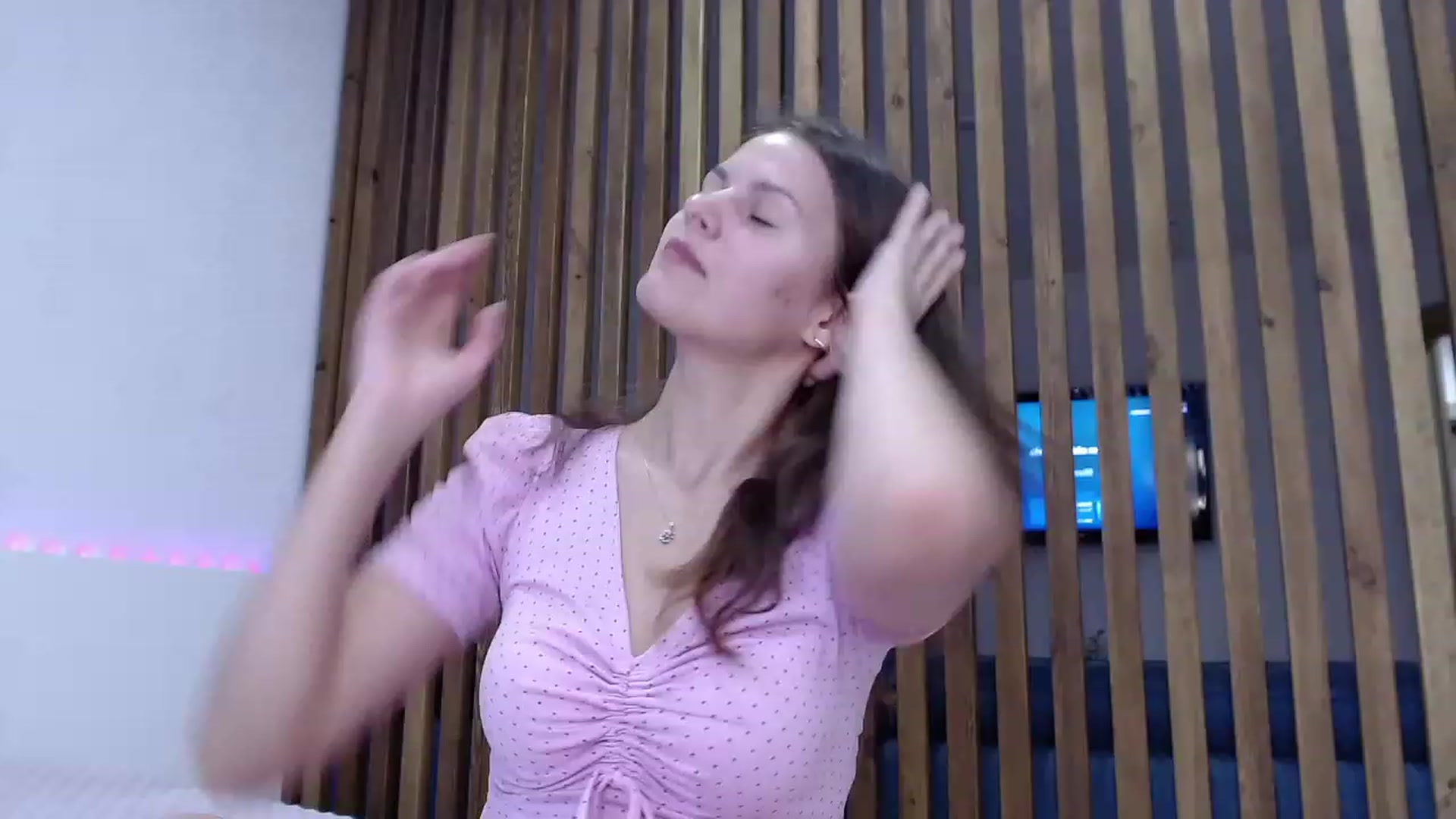 Gallery image thumbnail from LadyLika's myfreecams stream on, 09/26/2023, 10:40 image 4 of 20