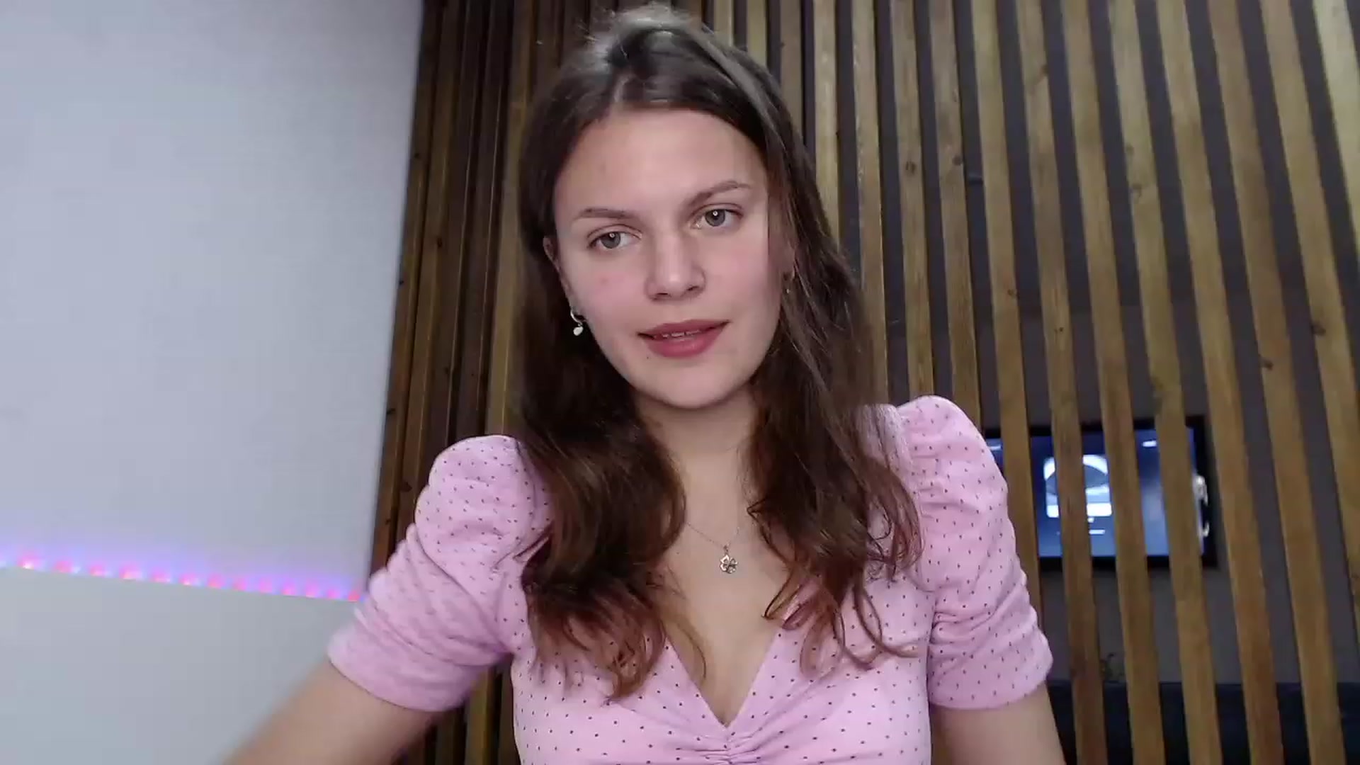 Gallery image thumbnail from LadyLika's myfreecams stream on, 09/26/2023, 14:02 image 6 of 20