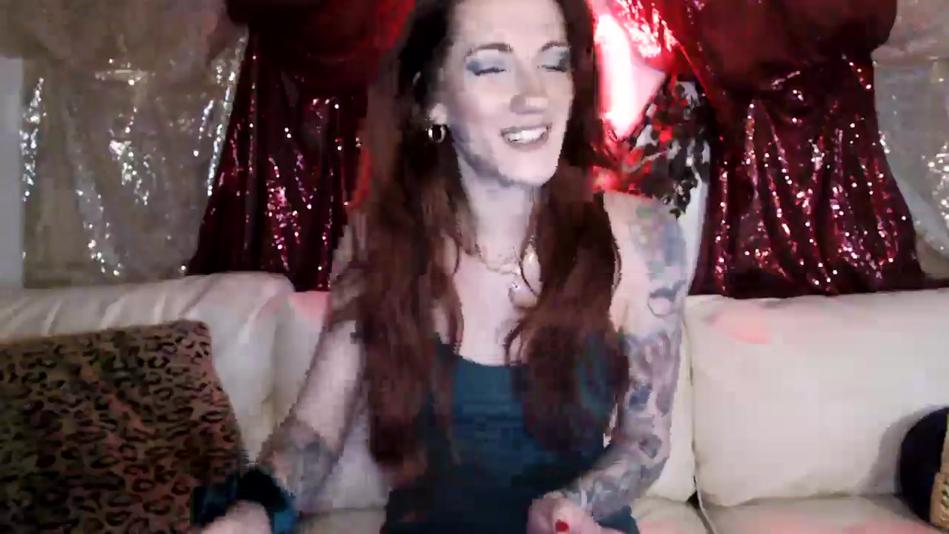 Gallery image thumbnail from LadyLittia's myfreecams stream on, 03/30/2025, 15:45 image 11 of 20