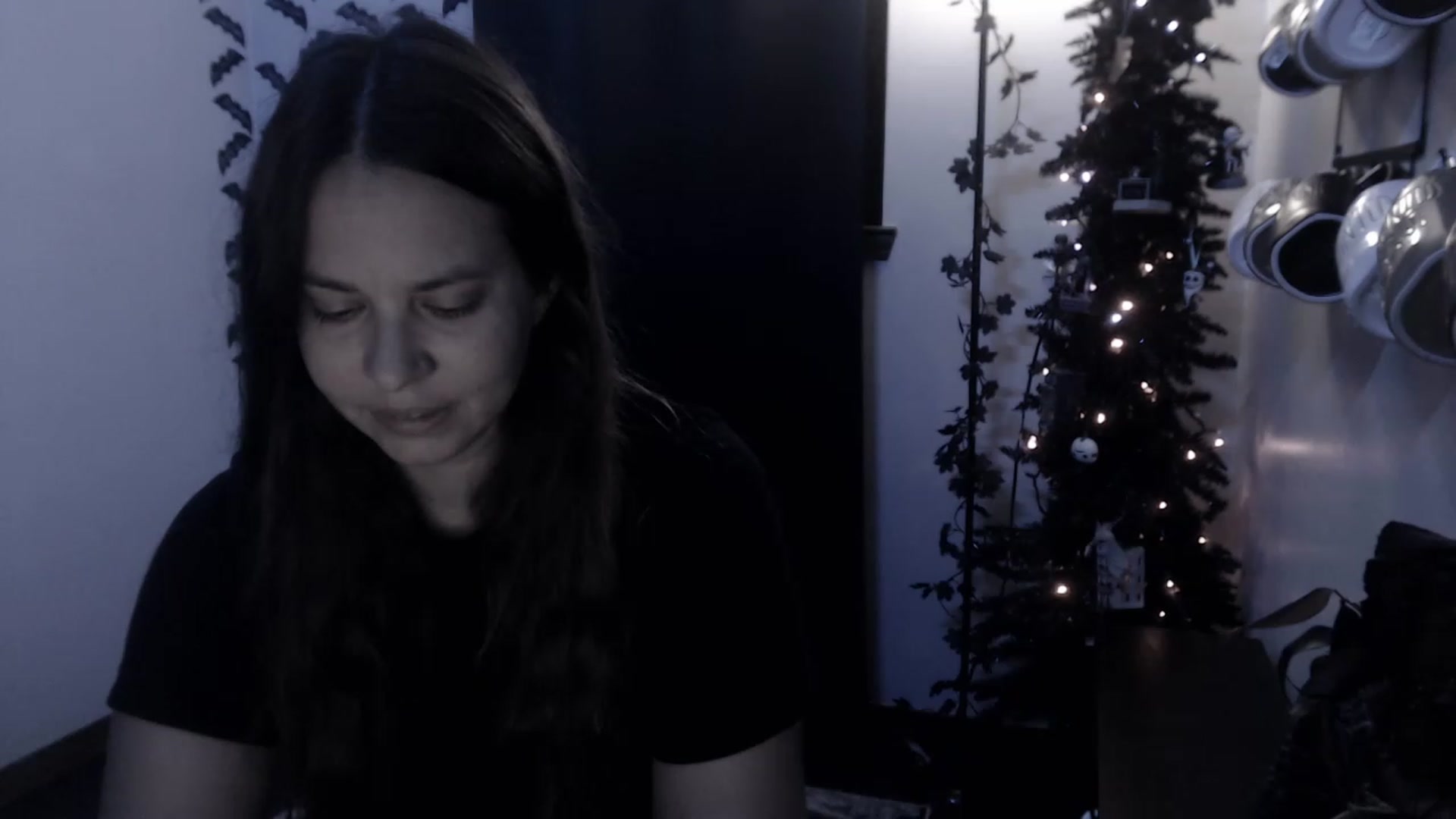 Gallery image thumbnail from LadyMarceline's myfreecams stream on, 11/27/2022, 06:45 image 3 of 20