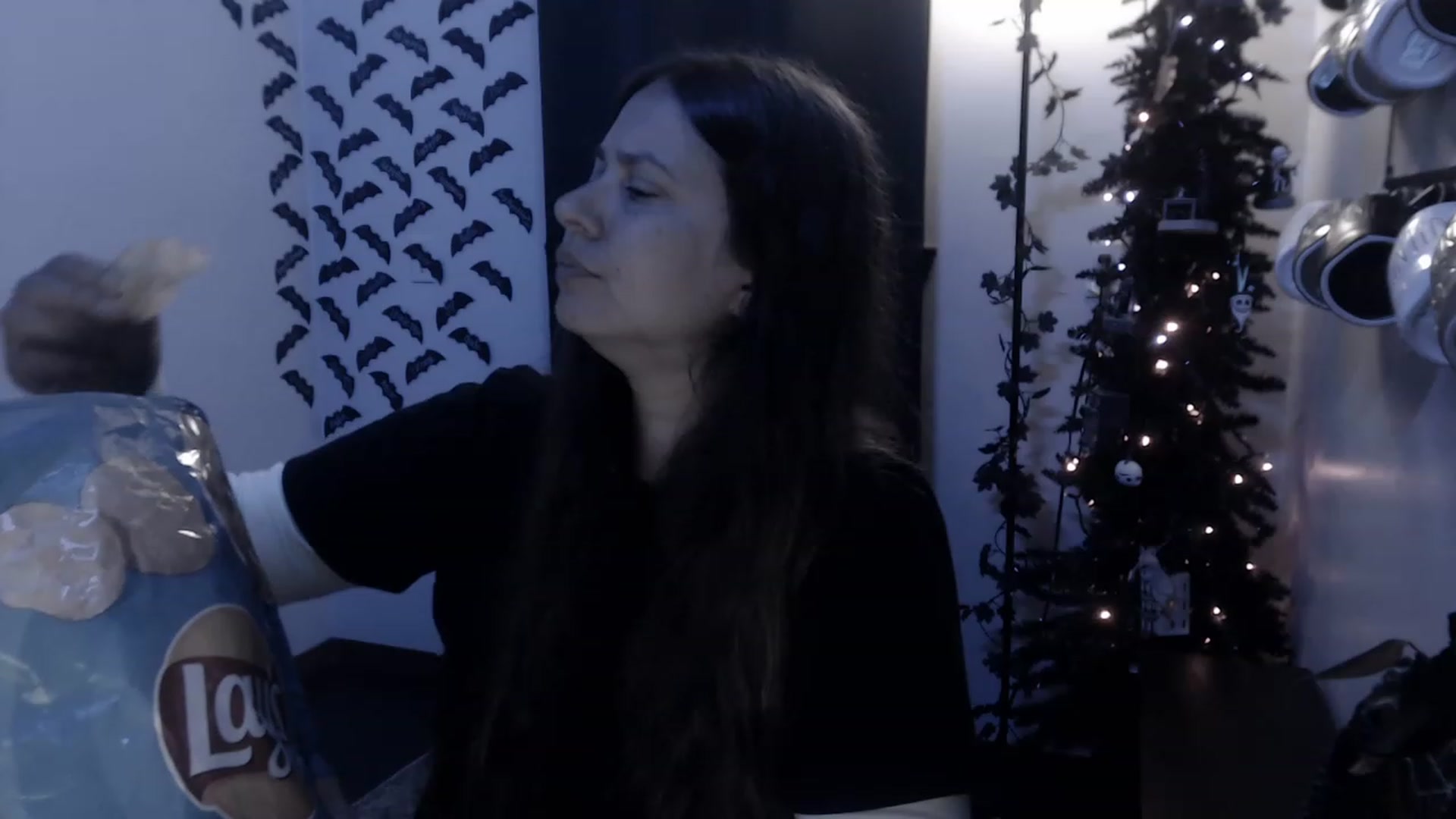 Gallery image thumbnail from LadyMarceline's myfreecams stream on, 12/03/2022, 07:17 image 12 of 20